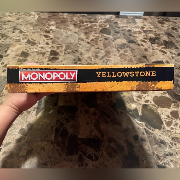 NEW limited edition Monopoly Yellowstone - Picture 3 of 7
